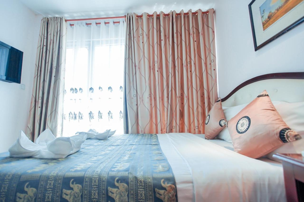 Silver Mounts Hotel Пном Пен Екстериор снимка