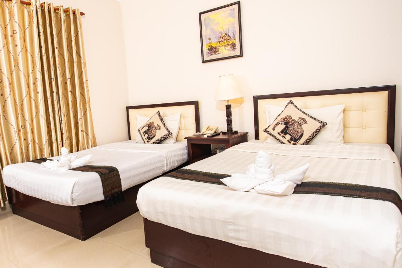 Silver Mounts Hotel Пном Пен Екстериор снимка
