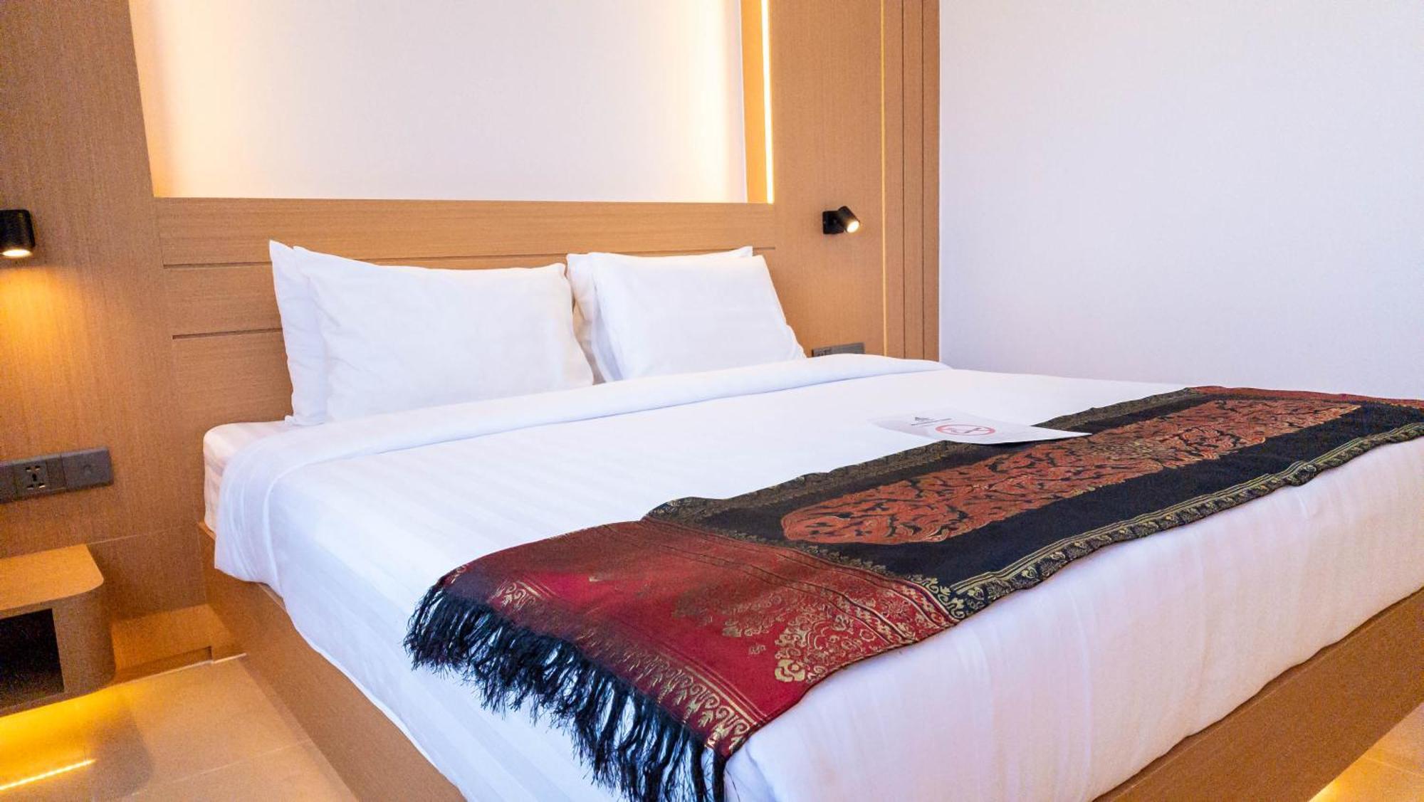 Silver Mounts Hotel Пном Пен Екстериор снимка